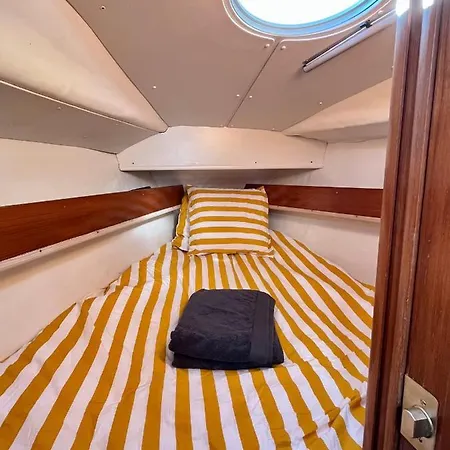 Matahari - Bateau Cocooning A Quai Bateau-hôtel Les Sables-dʼOlonne