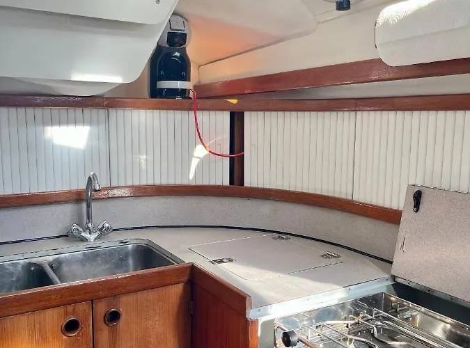 Matahari - Bateau Cocooning A Quai