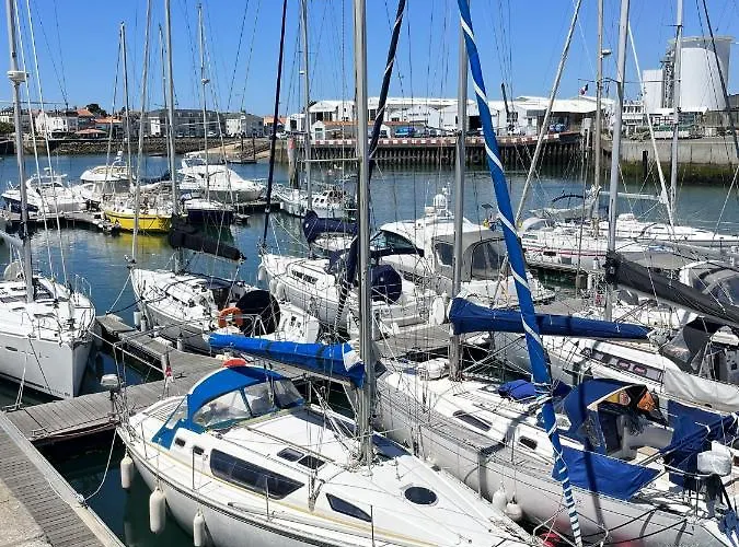 Matahari - Bateau Cocooning A Quai Hotel en barco *