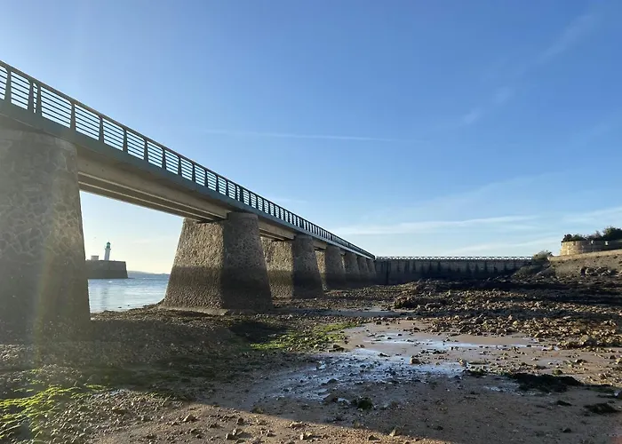 Matahari - Bateau Cocooning A Quai * Les Sables-dʼOlonne