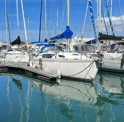 Matahari - Bateau Cocooning A Quai